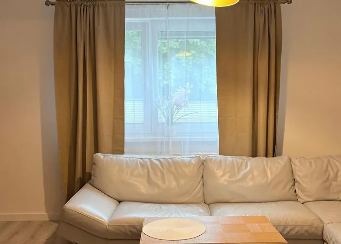 Zloty Pociag Апартаменты Богушув-Горце